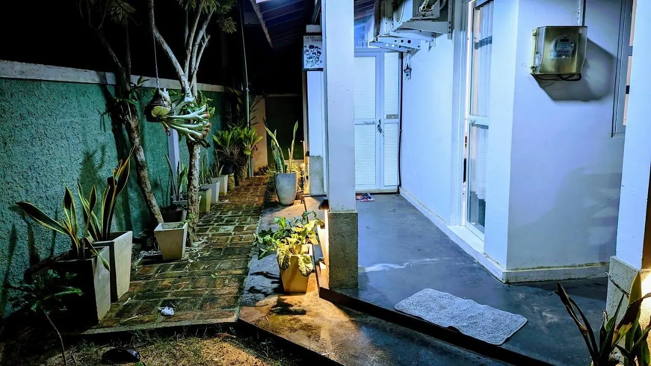 Oda ve Kahvaltı Jennifer'S Villa Negombo