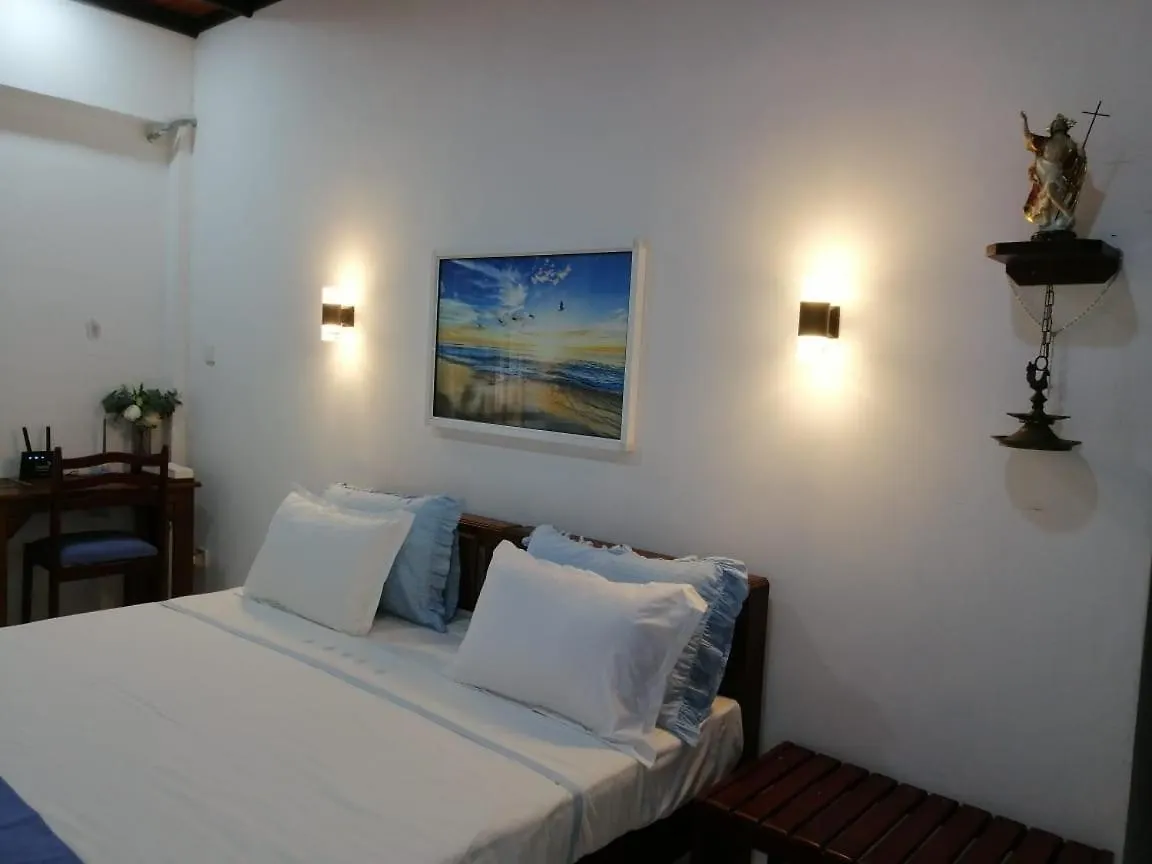 Oda ve Kahvaltı Jennifer'S Villa Negombo